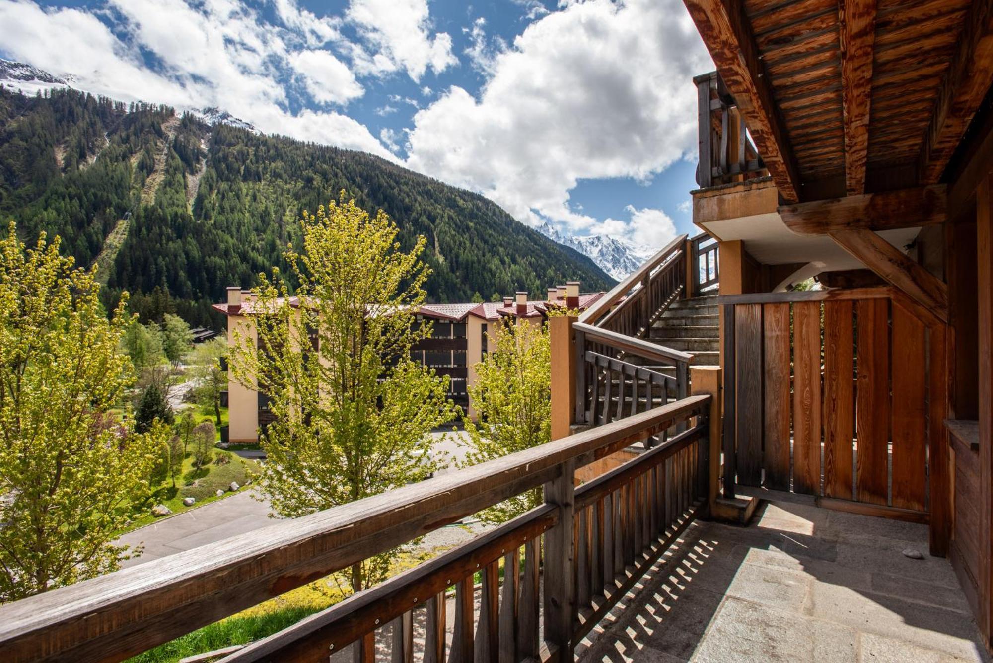Les Melees Apartments - Alpes Travel - Argentiere شامونكس المظهر الخارجي الصورة